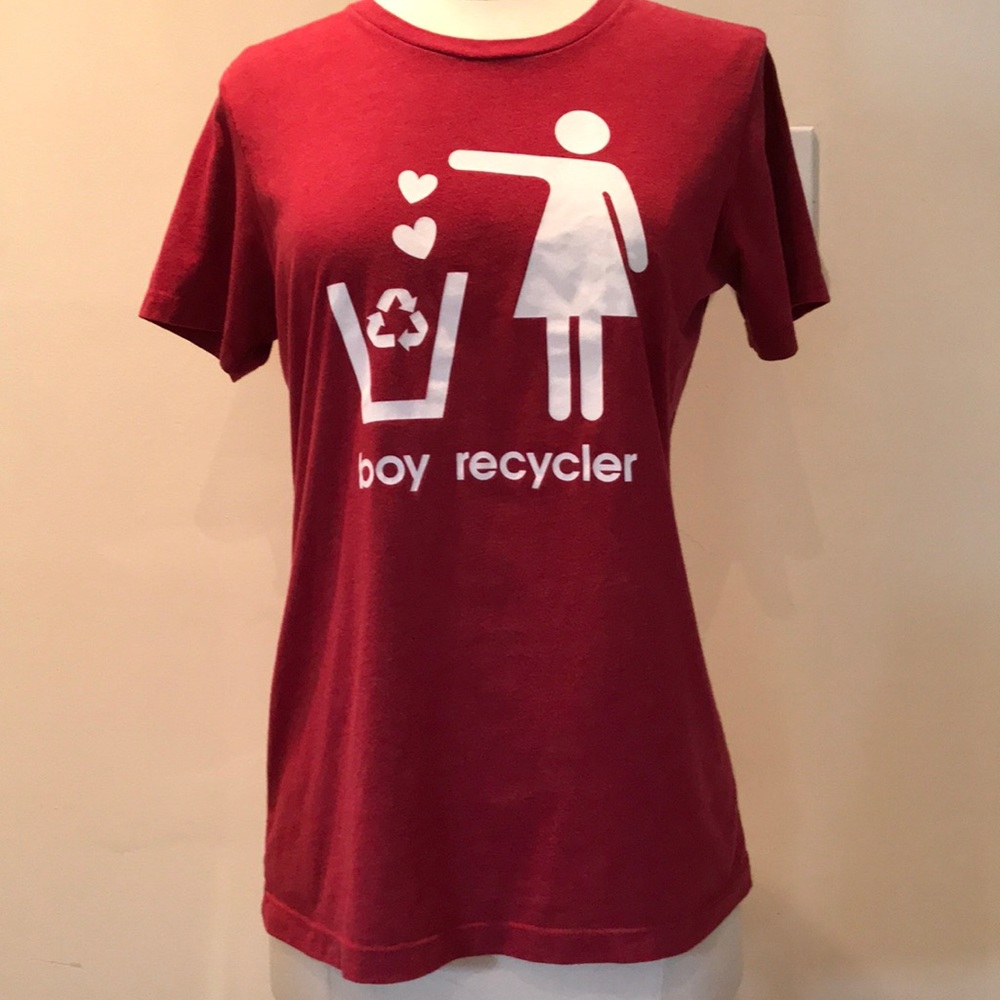 Graphic tee